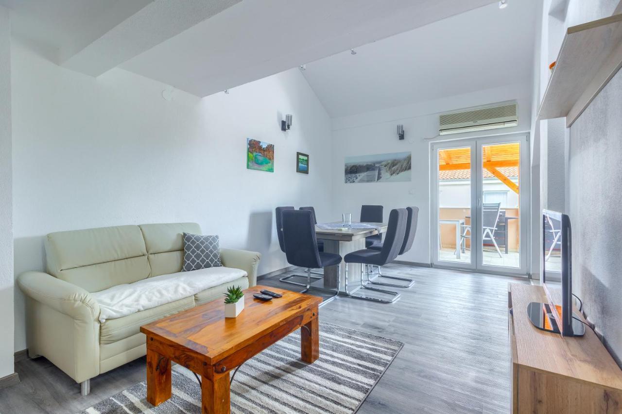 Apartmani Rialto Kakma Luaran gambar
