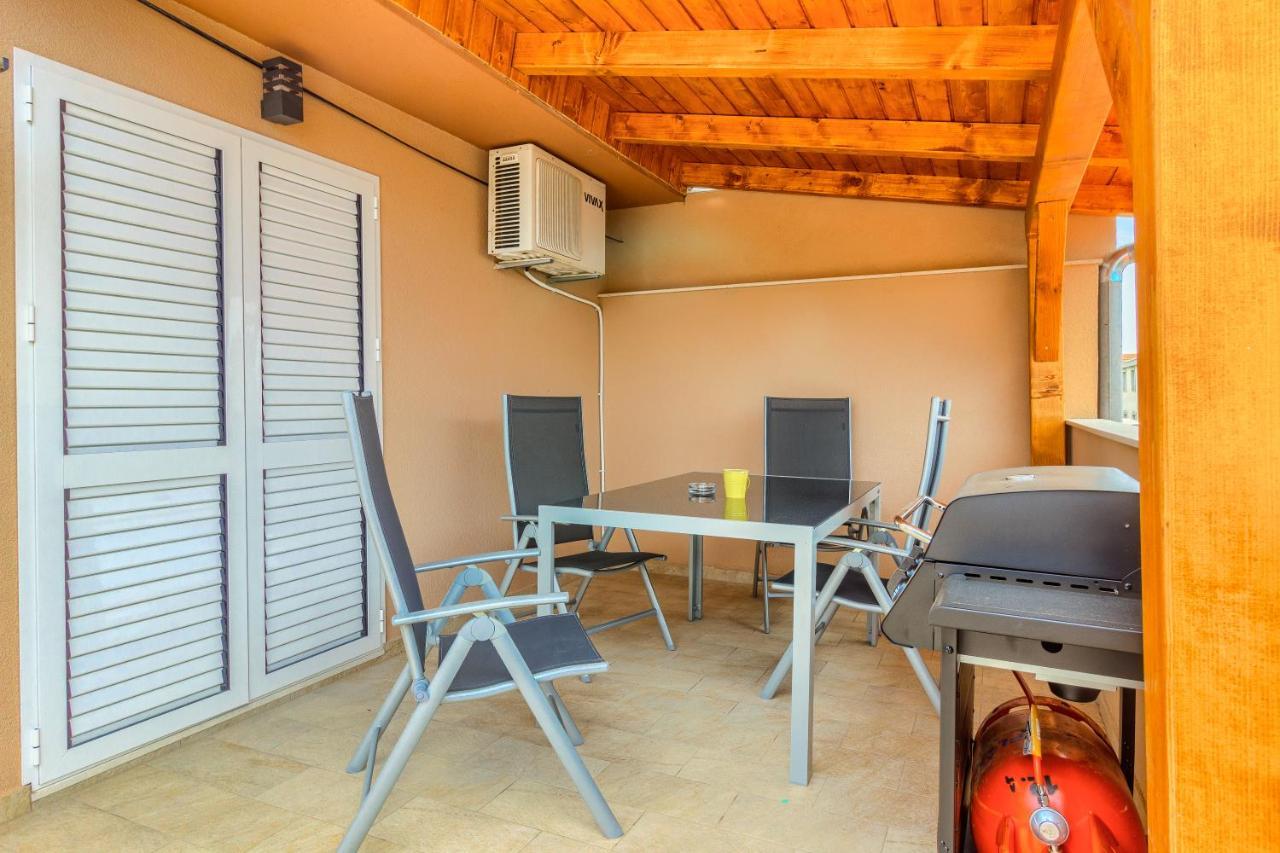 Apartmani Rialto Kakma Luaran gambar
