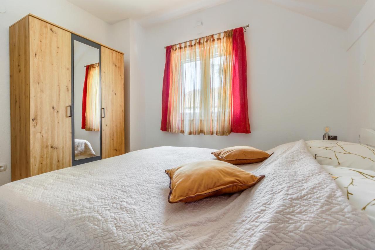 Apartmani Rialto Kakma Luaran gambar