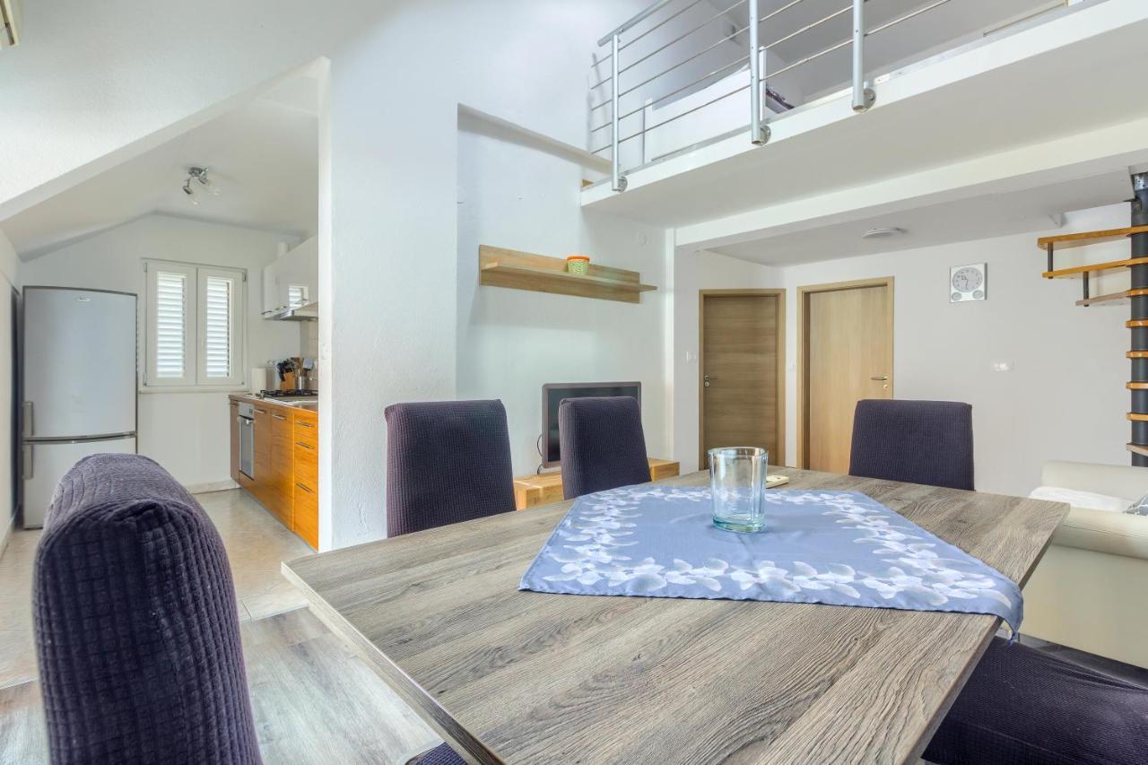 Apartmani Rialto Kakma Luaran gambar