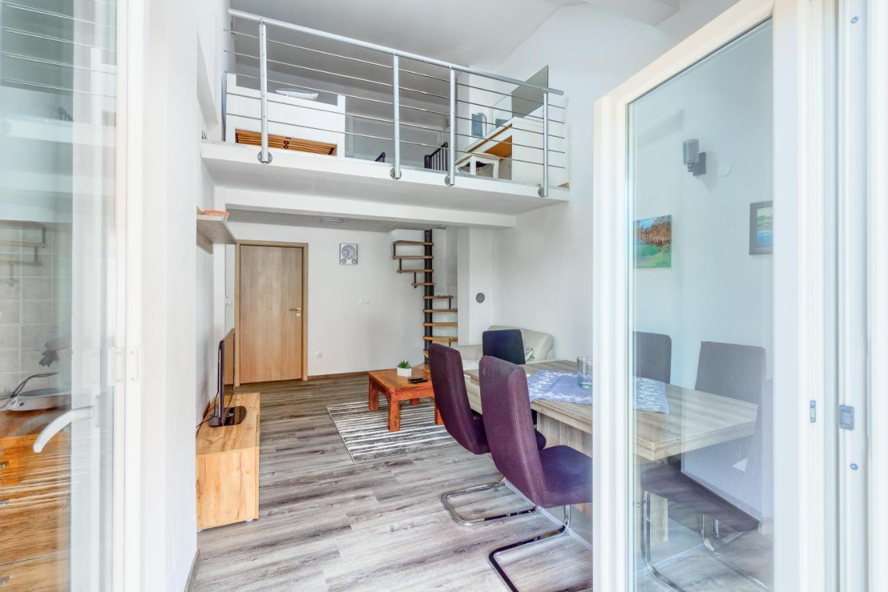 Apartmani Rialto Kakma Luaran gambar