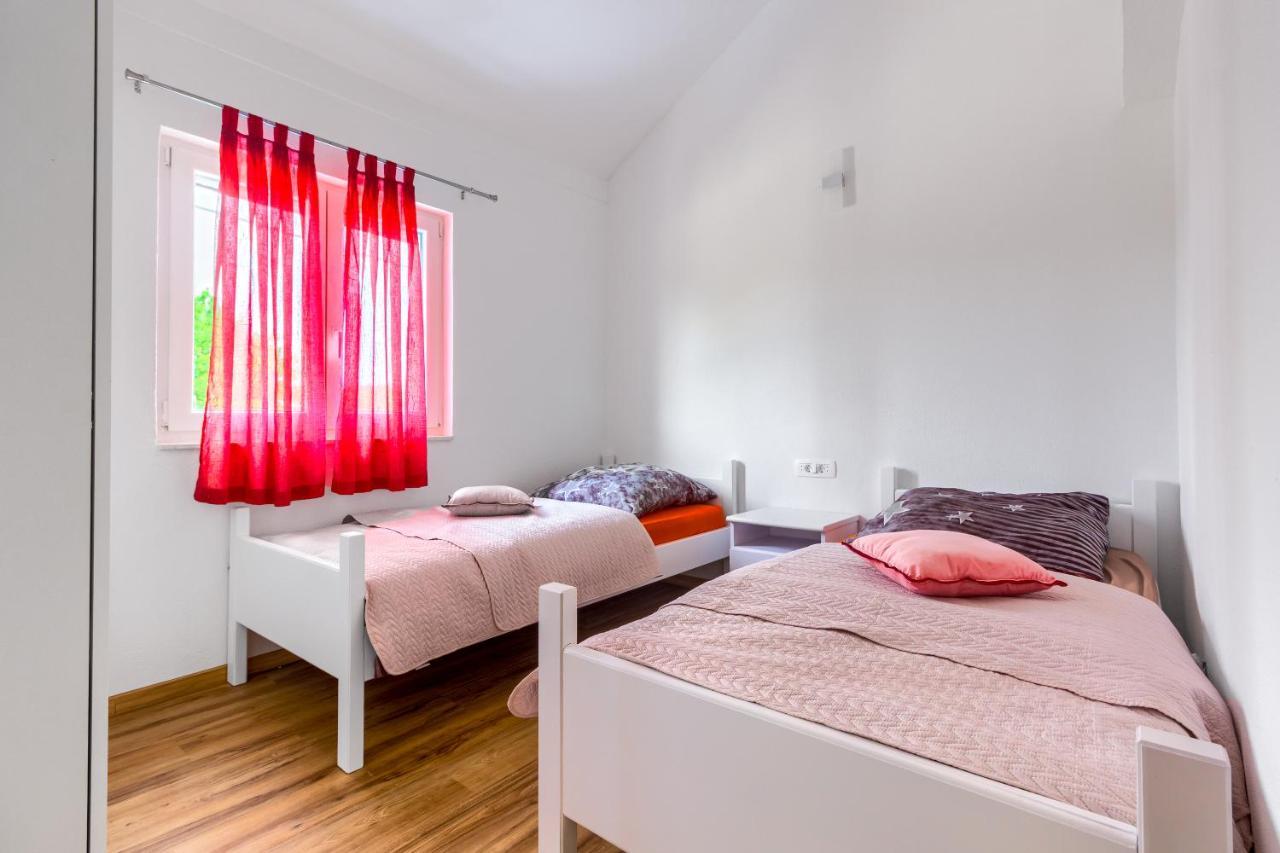 Apartmani Rialto Kakma Luaran gambar